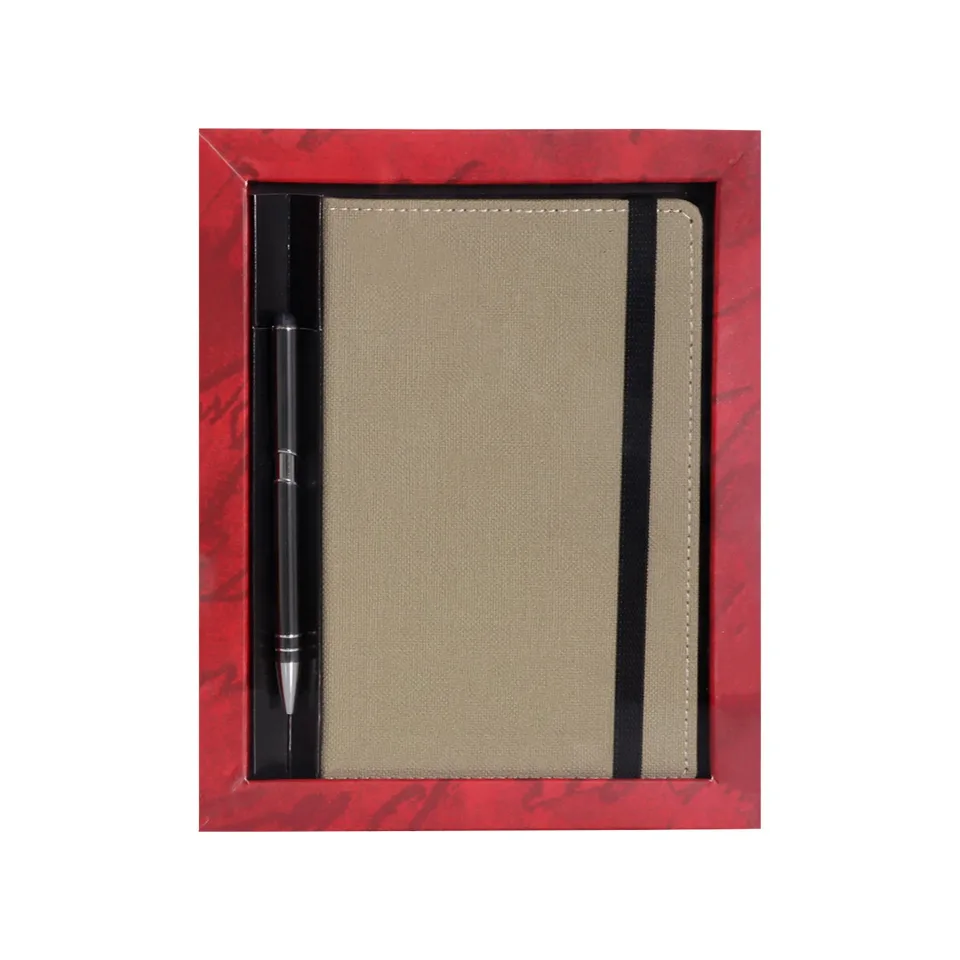 Caiet Gipta, 13 x 21 cm, cu stilou Master Set, în cutie