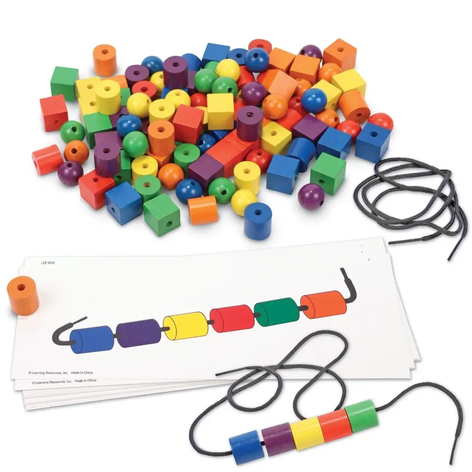 Learning Resources Mărgele pentru șnuruit, din lemn, 108 buc., cu 20 de carduri de activități