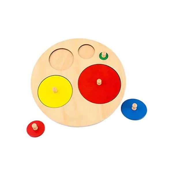 Puzzle cu cercuri de dimensiuni diferite, din lemn