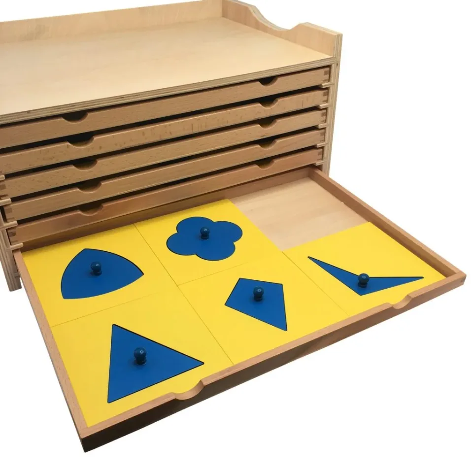 Dulap Montessori cu forme geometrice, lemn