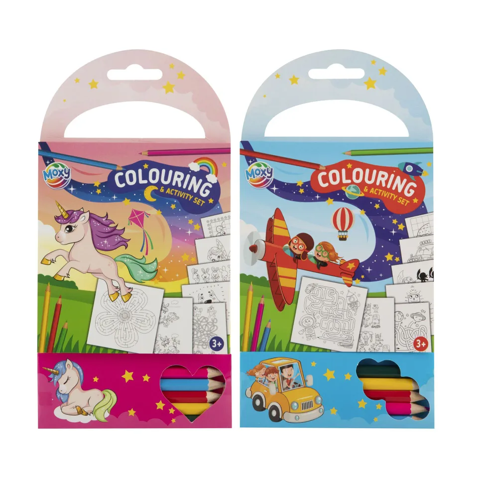 Moxy, carte de colorat și activități, cu 5 creioane colorate, modele diverse, set de 48
